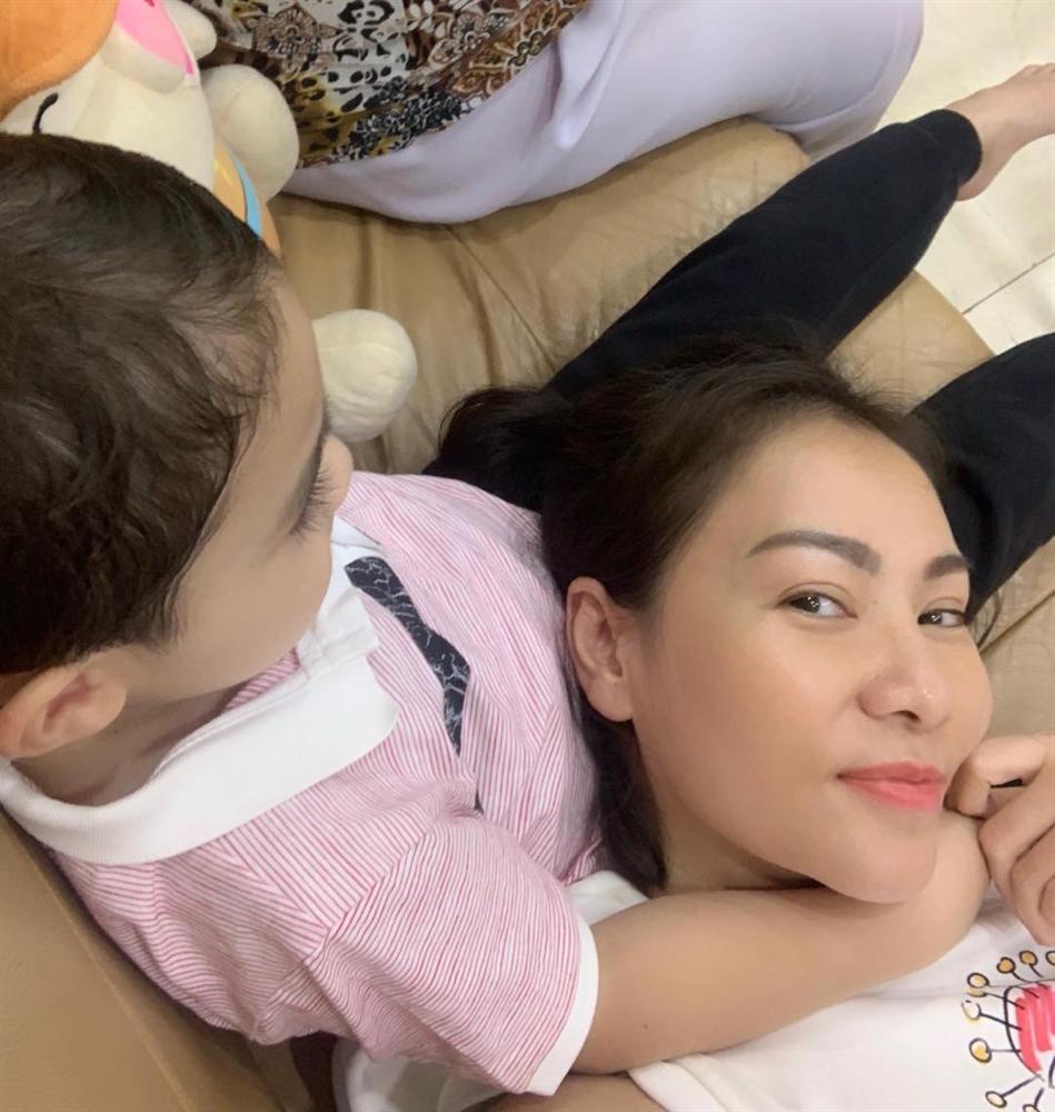 Thu Minh đáp trả sâu cay khi bị chê mẹ bỉm ở bẩn-3