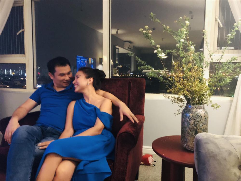 Thôi lấp lửng, Vân Hugo khoe chồng sắp cưới full không che-1