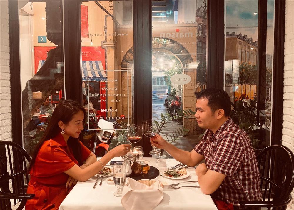 Thôi lấp lửng, Vân Hugo khoe chồng sắp cưới full không che-8