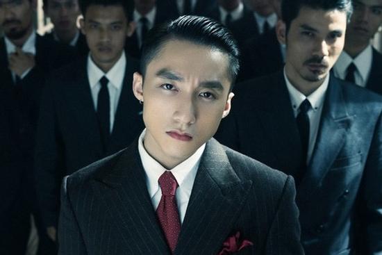 Sơn Tùng lần đầu tiên live 'Chúng ta của hiện tại' khiến fan lụi tim