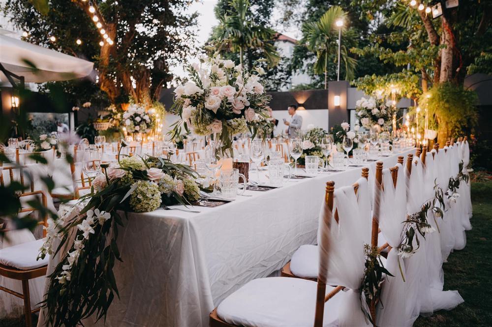 Tiệc kỷ niệm 40 cưới cực hoành tráng của bố mẹ Quốc Trường-6