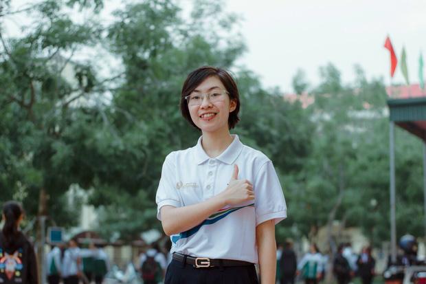 Quán quân Olympia Thu Hằng xuống tóc sau 3 tháng đăng quang-2