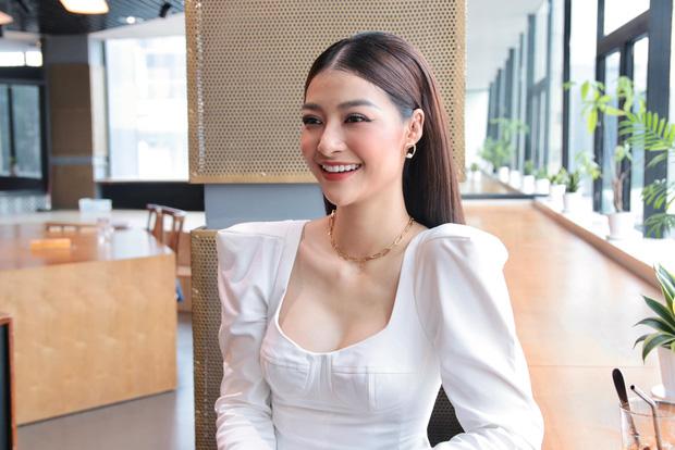 Á hậu Kiều Loan gây choáng khi khoe ảnh vòng 1 o ép, căng tròn đến lạ giữa nghi vấn dao kéo-4