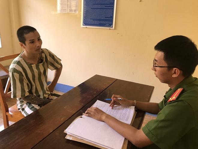 Thanh niên ngáo đá lao vào cắn 2 người, chém trọng thương Thiếu úy Công an-1