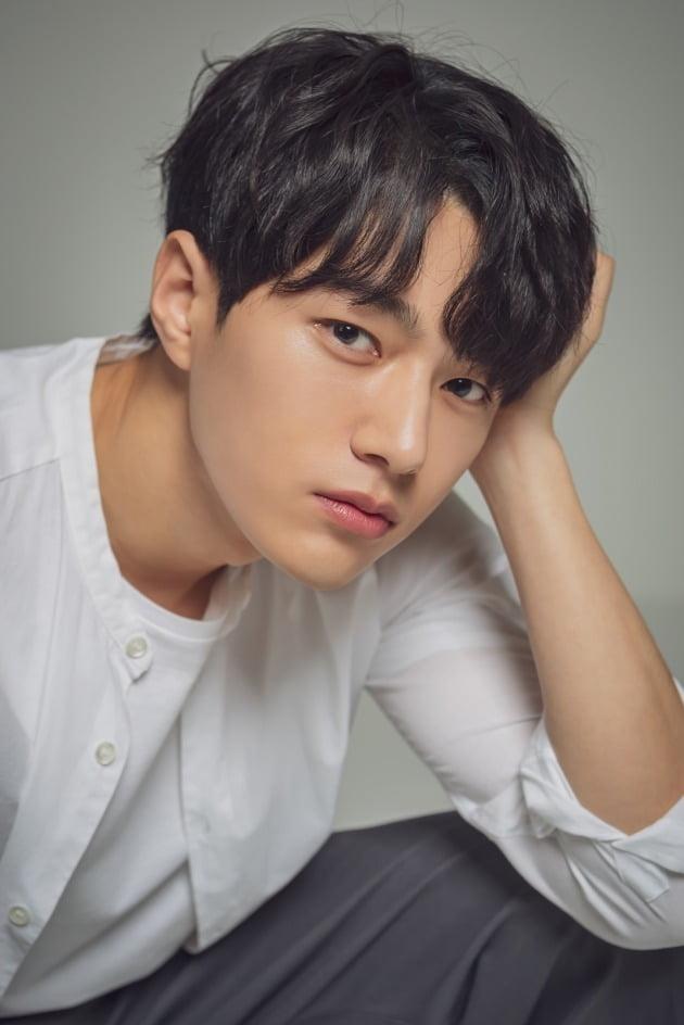 Điểm mặt những diễn viên mà bạn có lẽ quên mất họ cũng là Idol-4