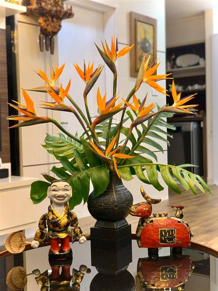 Học lỏm cách cắm hoa thược dược tạo hình chim công chuẩn 10 điểm của mẹ Hà Nội-12