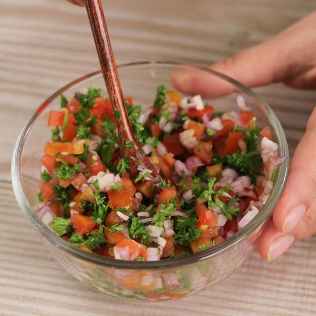 Chỉ với 10 phút vào bếp, chị em sẽ có ngay bữa sáng đầy đủ dinh dưỡng-2