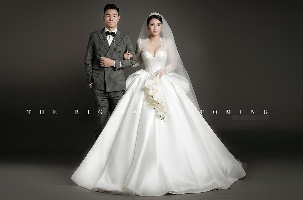 Full ảnh cưới Bùi Tiến Dũng: Cô dâu lột xác thành người khác, chú rể chuẩn soái ca-12