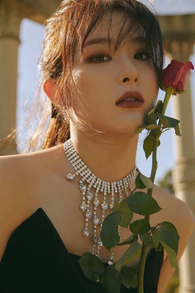 24 Idols có gương mặt đẹp nhất thế giới 2020: Lisa dẫn đầu, Jisoo bị tân binh vượt mặt-8