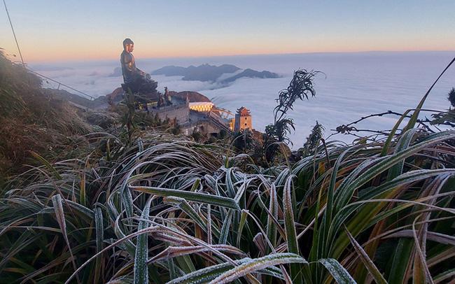 Chiều tối nay miền Bắc đón đợt rét hiếm gặp đặc biệt mạnh, nhiệt độ giảm sâu đột ngột-1