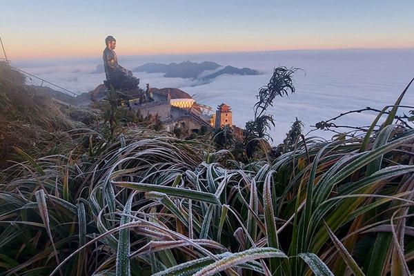 Hà Nội rét đặc biệt 9 độ C: Đi làm thì ấm vào thân, ở nhà cày cuốc ấm từ chân đến đầu-2