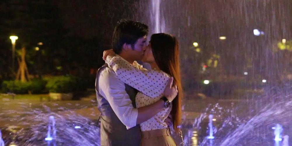 Top 5 cảnh hôn đẹp nhất màn ảnh nhỏ Việt Nam 2020: Từ lãng mạn đến táo bạo-1