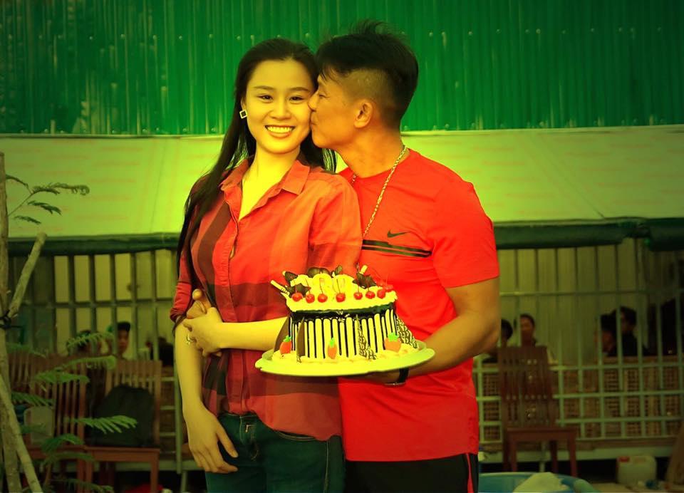 Hôn nhân hạnh phúc của Vân Quang Long trước khi qua đời-19