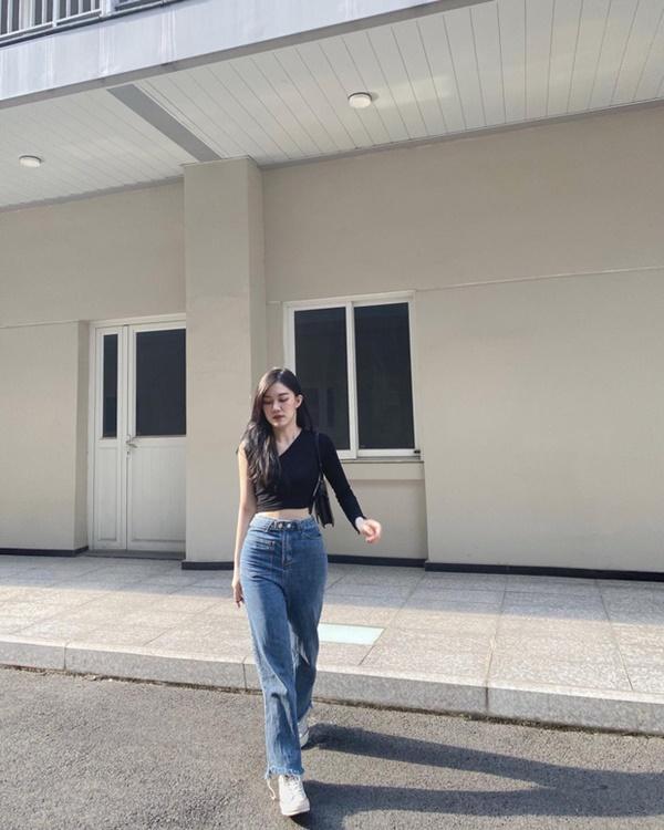 Cô gái khoe mẹ có vẻ đẹp đỉnh cao trong đám cưới năm 1998, nhan sắc của cả 2 ở hiện tại gây chú ý-6