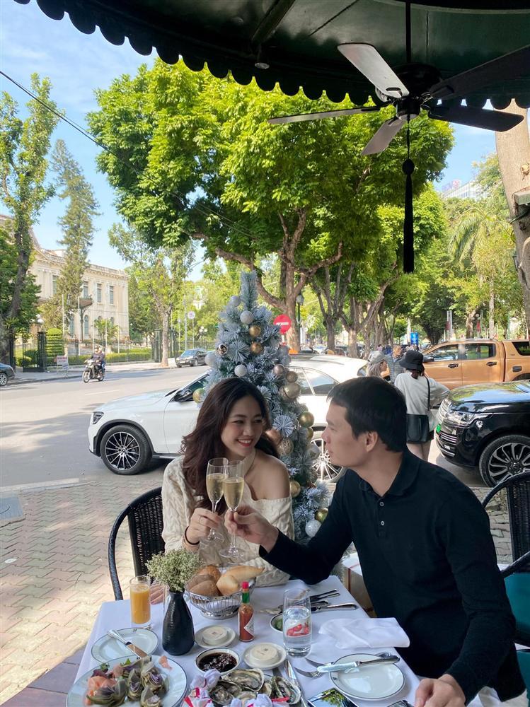 Ảnh hẹn hò cực hiếm của Á hậu Thanh Tú và đại gia hơn 16 tuổi-7