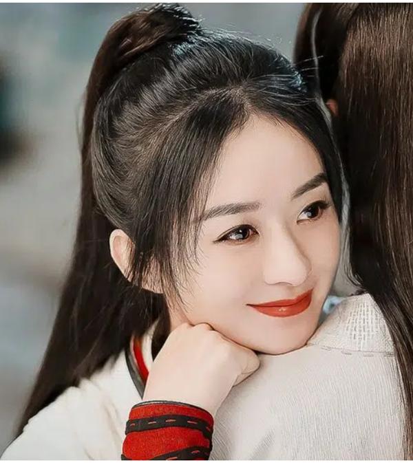 Hữu Phỉ: Đồng nghiệp nam hé lộ sự thật về Triệu Lệ Dĩnh, thường làm điều này vào buổi trưa-1