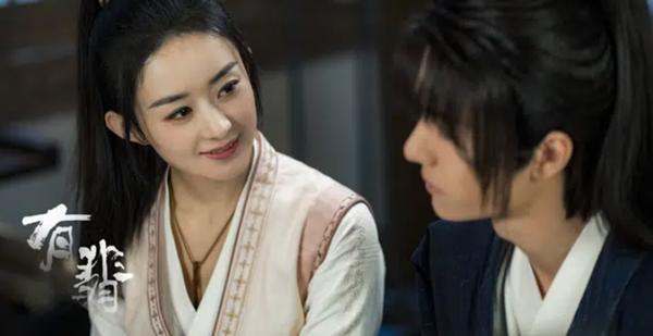 Hữu Phỉ: Đồng nghiệp nam hé lộ sự thật về Triệu Lệ Dĩnh, thường làm điều này vào buổi trưa-4