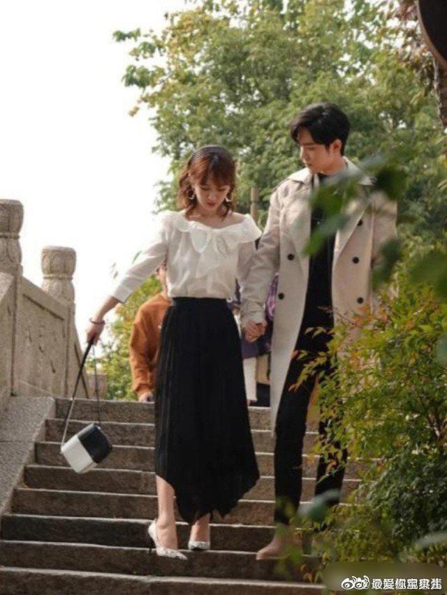 Tiêu Chiến đẹp đôi bên Dương Tử, netizen bất ngờ đá xéo Vương Nhất Bác-2