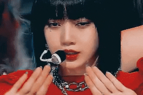 10 fancam nhiều lượt xem nhất 2020: V thầu ngôi vương, BlackPink có nhõn Lisa