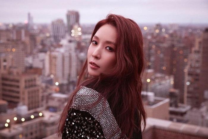 Loạt scandal chấn động Kpop, nghe là choáng nhất 2020-15