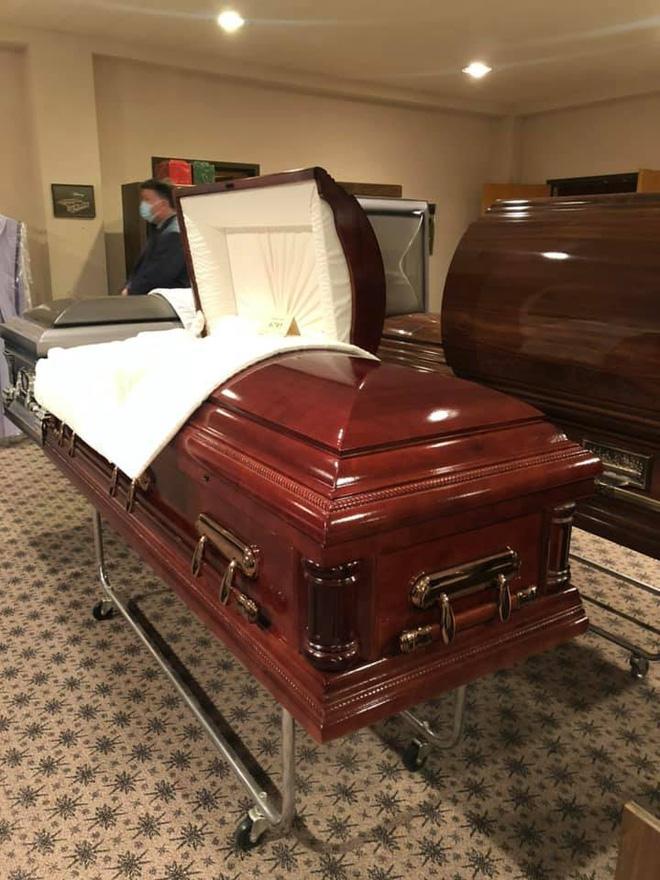 Nơi tổ chức tang lễ Vân Quang Long tại Mỹ-2