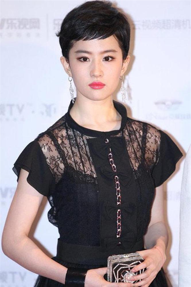 Mỹ nhân Hoa ngữ bị dìm hàng nhan sắc với tóc xấu khó đỡ-9