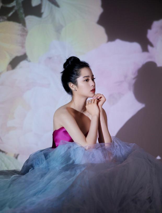 Dàn sao khủng tại gala năm mới: Dương Mịch đọ sắc cực gắt với đàn em, Vương Nhất Bác lộ diện hậu bị cảnh sát điều tra-6