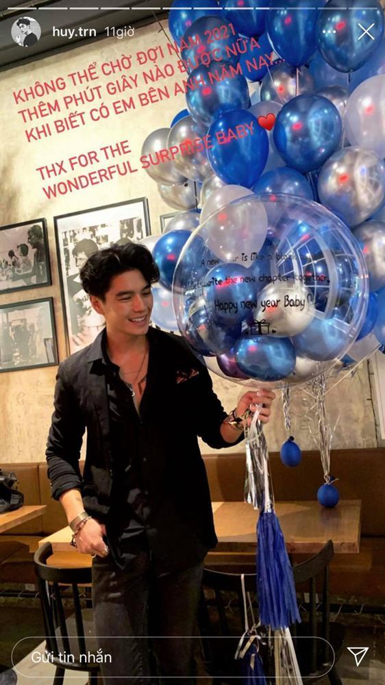 Huy Trần và Ngô Thanh Vân để lộ hint hẹn hò rõ mồn một ngày đầu năm-1