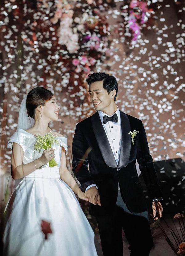 Đầu 2021, Công Phượng mở bát lộ loạt ảnh đẹp long lanh với Viên Minh sau 3 siêu đám cưới-10