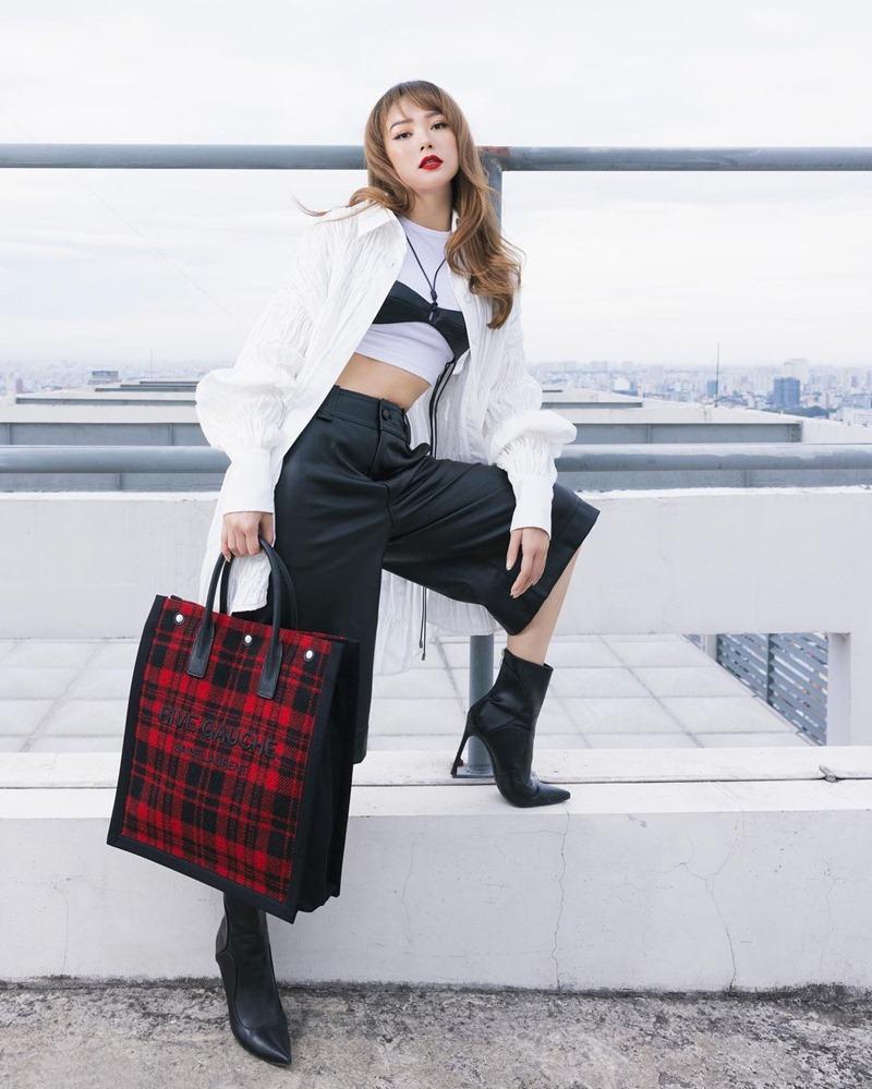 Style đầu năm 2021: Hà Tăng có liền 2 outfit đẹp xuất sắc - Lệ Quyên khoe lưng trần nuột nà-8