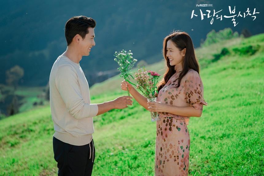 Hành trình yêu của Son Ye Jin - Hyun Bin-13