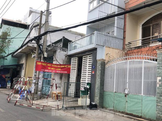 TP.HCM: Phong tỏa, cách ly ngôi nhà người phụ nữ nhập cảnh chui ở Q. Tân Phú-1