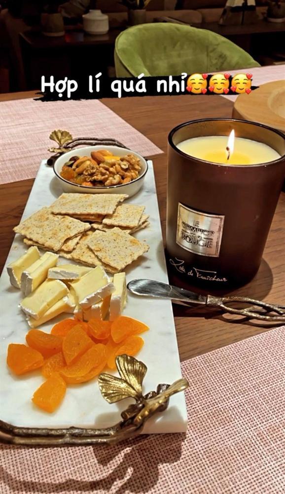 Combo đón giao thừa đúng kiểu ở nhà bình yên của Tóc Tiên: hội đi countdown mất xác hôm qua tham khảo nè!-4