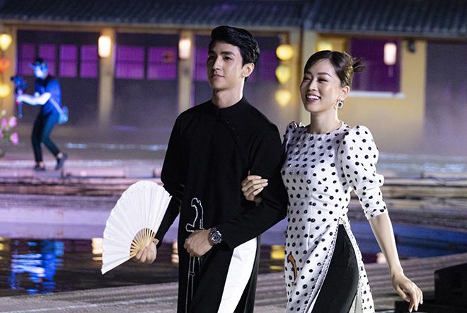 Á hậu Phương Nga lót dép ròng rã 7 năm nữa mới được cưới Bình An?-8