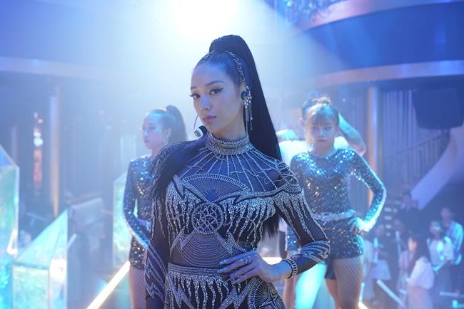 Thiên Thần Hộ Mệnh của Victor Vũ sẽ ra sao khi sở hữu tới 4 mỹ nhân có đài từ kém?-3