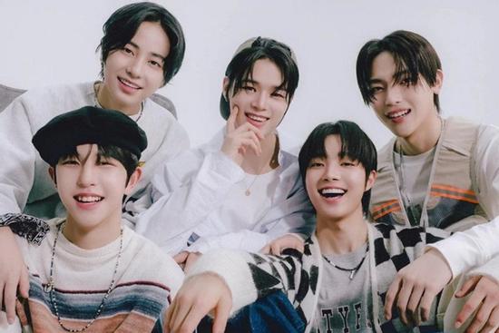 Netizens choảng nhau cực gắt khi Big Hit tập hợp thí sinh I-Land bị loại cho boygroup mới 2021
