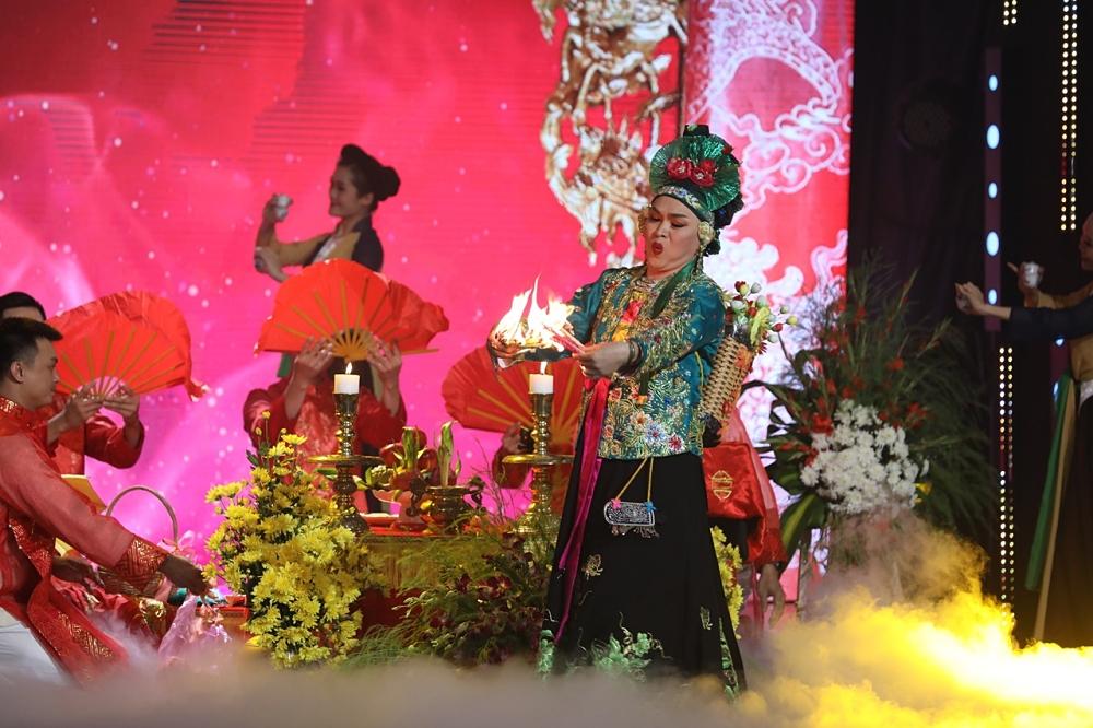 Xuân Hinh bật khóc vì thương mẹ và nhớ về khoảng thời gian khó khăn-2