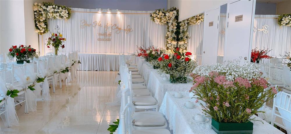 Công Lý làm lễ ăn hỏi với bạn gái kém 15 tuổi, chia sẻ của con riêng gây chú ý-4