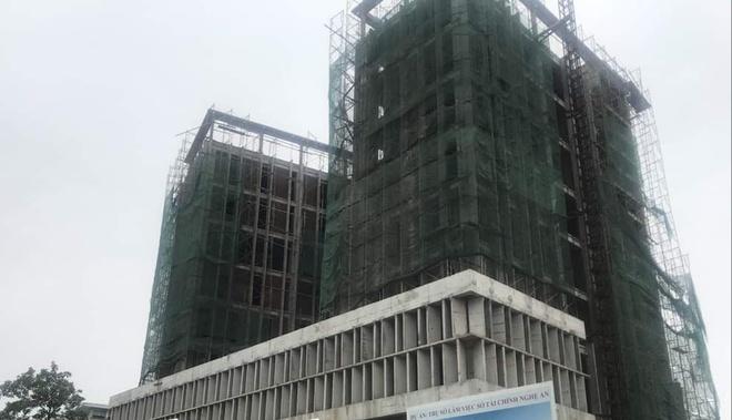 Rơi vận thăng, 3 người chết, 8 công nhân bị thương-2