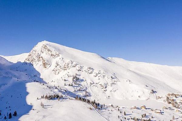 Ngày ra mắt, mẹ anh ấy dẫn theo một người đàn ông lạ, danh tính khiến tôi chết điếng-3