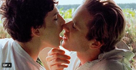 Đỏ mặt phừng phừng với những cảnh nóng diễn ra tại nơi chẳng ai dám ngờ-3