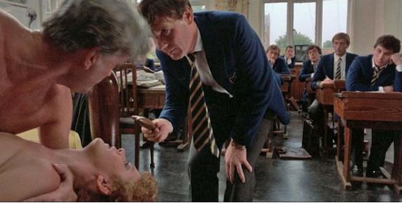 Đỏ mặt phừng phừng với những cảnh nóng diễn ra tại nơi chẳng ai dám ngờ-6