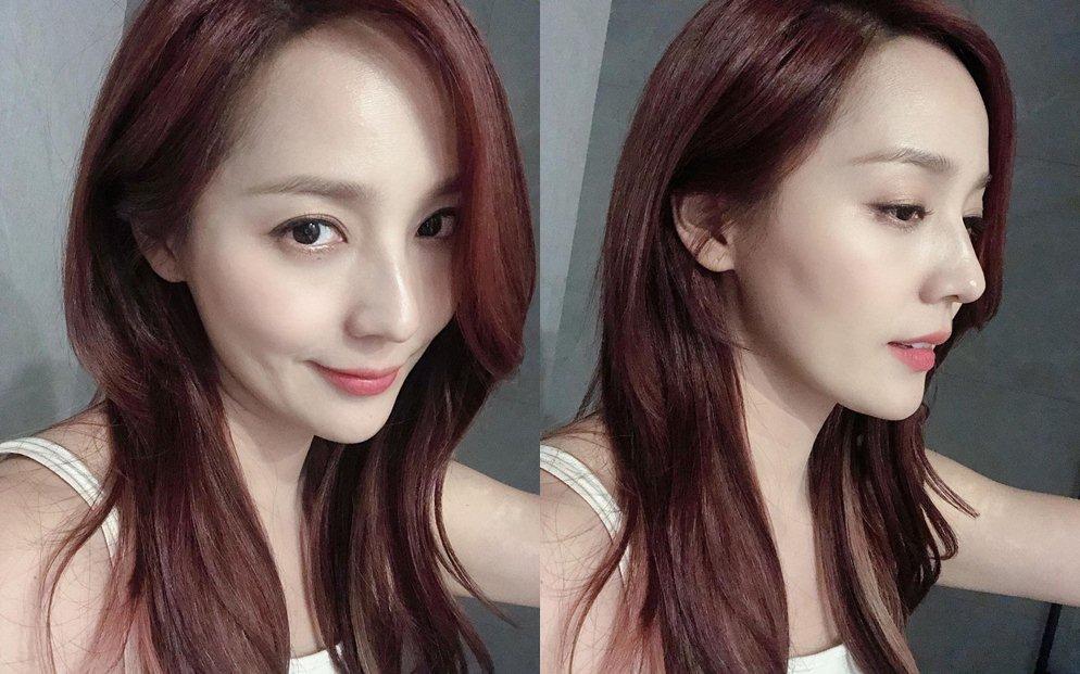 Ngôi sao phim "Penthouse" Eugene khoe góc nghiêng thần thánh cùng làn da căng mọng không tì vết ở tuổi 39.