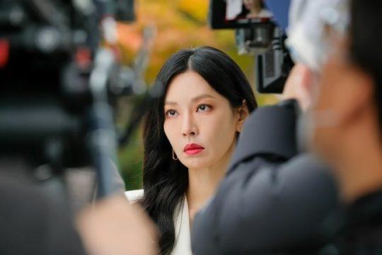 Sắp khép lại phần 1, Penthouse: Cuộc chiến thượng lưu tung loạt ảnh hậu trường mới-13