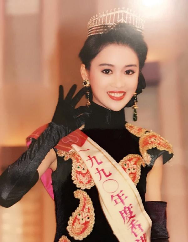 Chúc Anh Đài: Kết hôn với diễn viên hạng B, tuổi 51 chật vật kiếm sống, đi hát quán bar-4