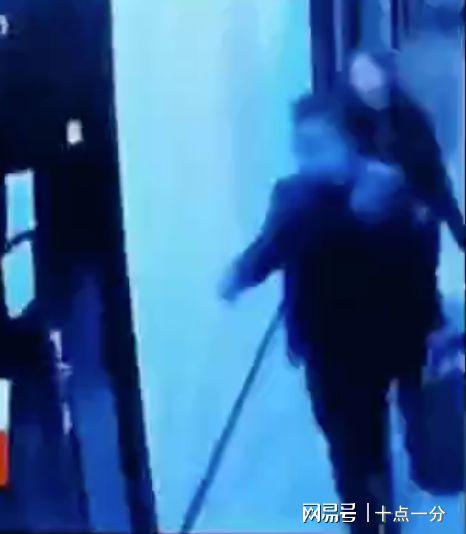 Con gái mách bố ngoại tình với cô giáo, sau khi âm thầm điều tra mẹ phát hiện sự việc chấn động hơn-3