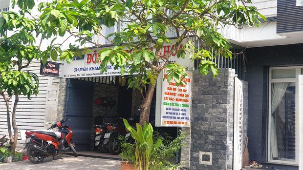 Người đàn ông bị lột da toàn thân, tử vong bất thường sau khi đi xông hơi-1