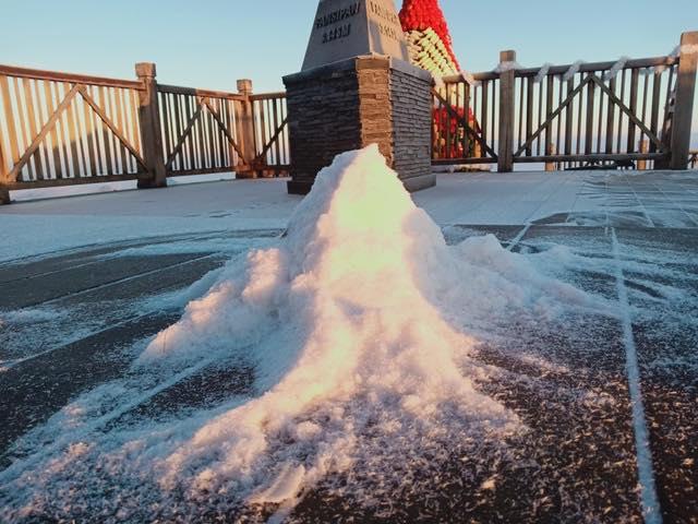 Thử một lần chịu rét để ngắm những thiên đường băng tuyết cực đẹp ở Việt Nam-13