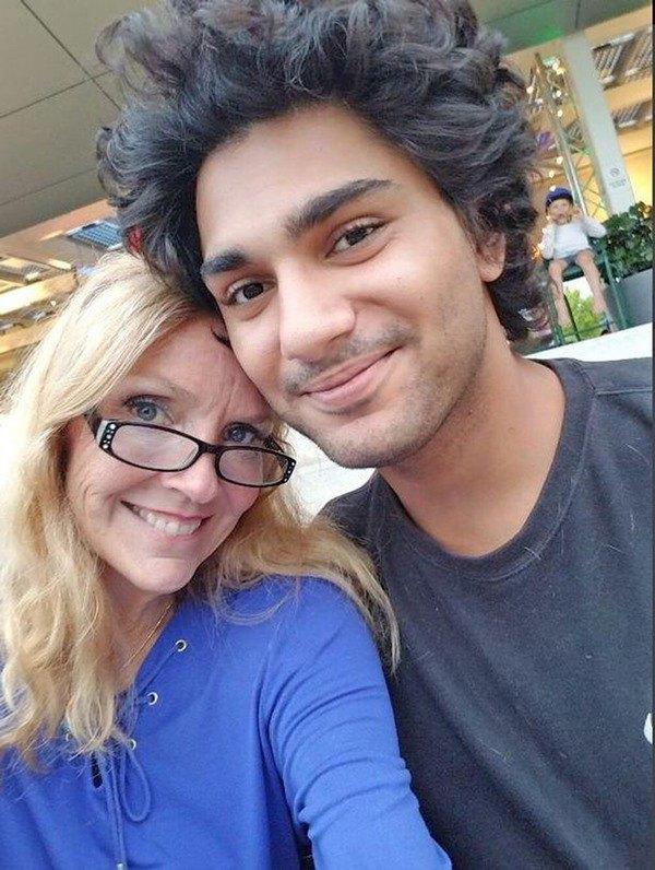 4 cặp bà - cháu đạp lên dư luận sống hạnh phúc: Riêng Việt Nam có 2 đôi-3