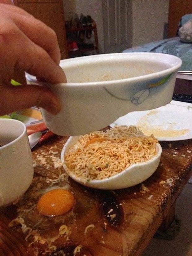 Những bức ảnh phát ra tiếng khóc, đồ ăn đến miệng rồi mà còn bị rơi-2